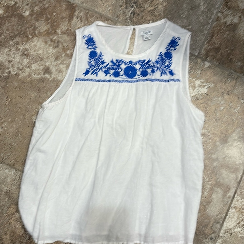 Very cute good condition.